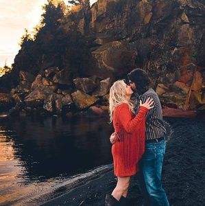 Meet your Posher, Dana